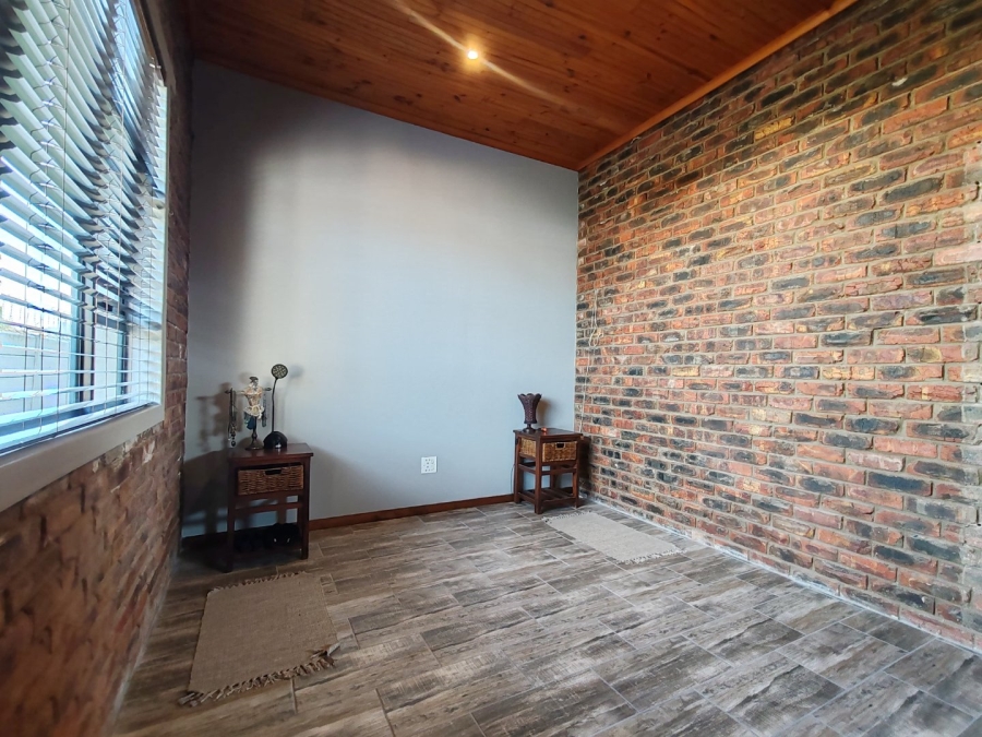  Bedroom Property for Sale in Newton Park Eastern Cape